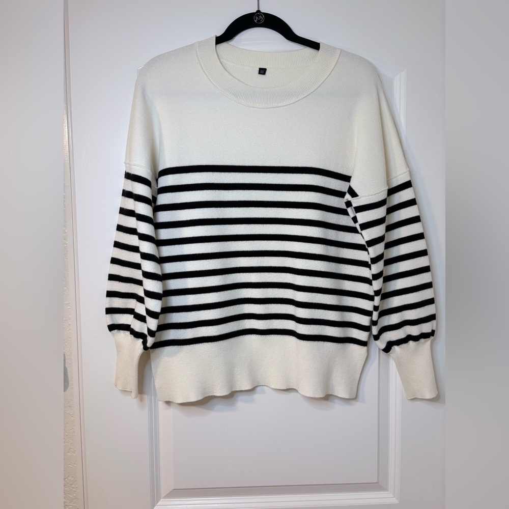 Striped Black and White Women's Sweater